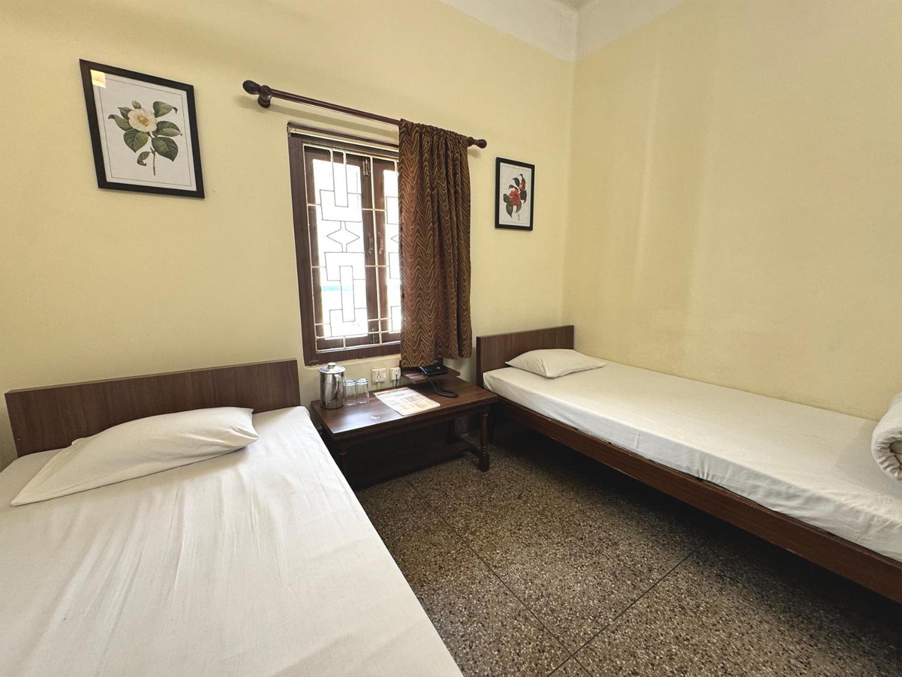 Hotel Saluja Siliguri